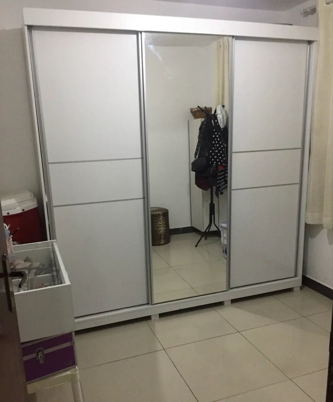 Guarda roupa casal 