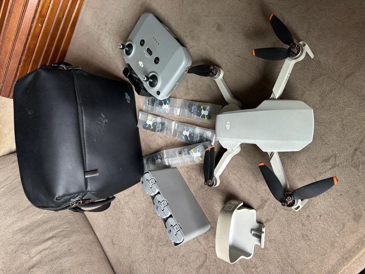 Drone DJI MINI 2 FLY MORE COMBO
