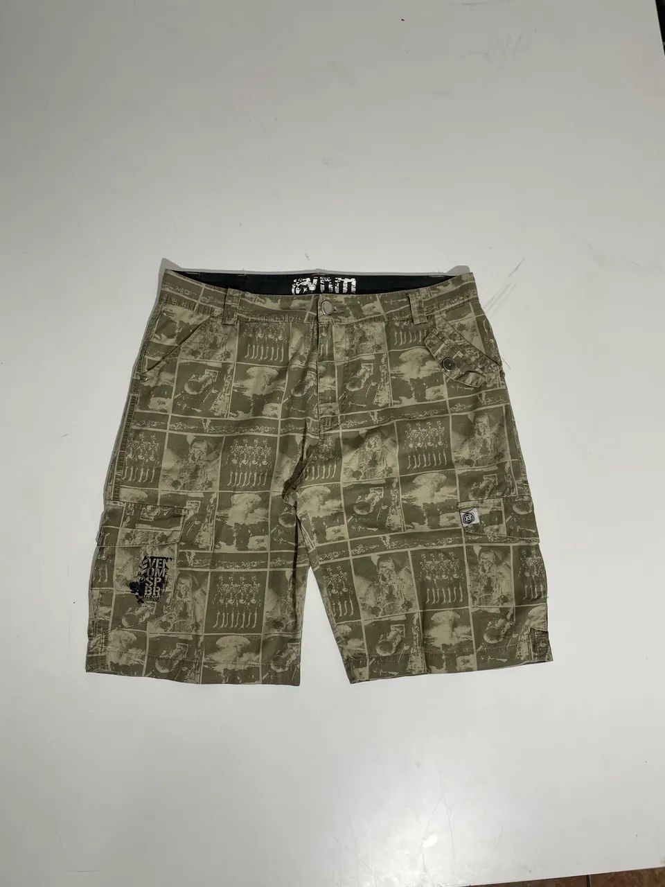 Short cargo 