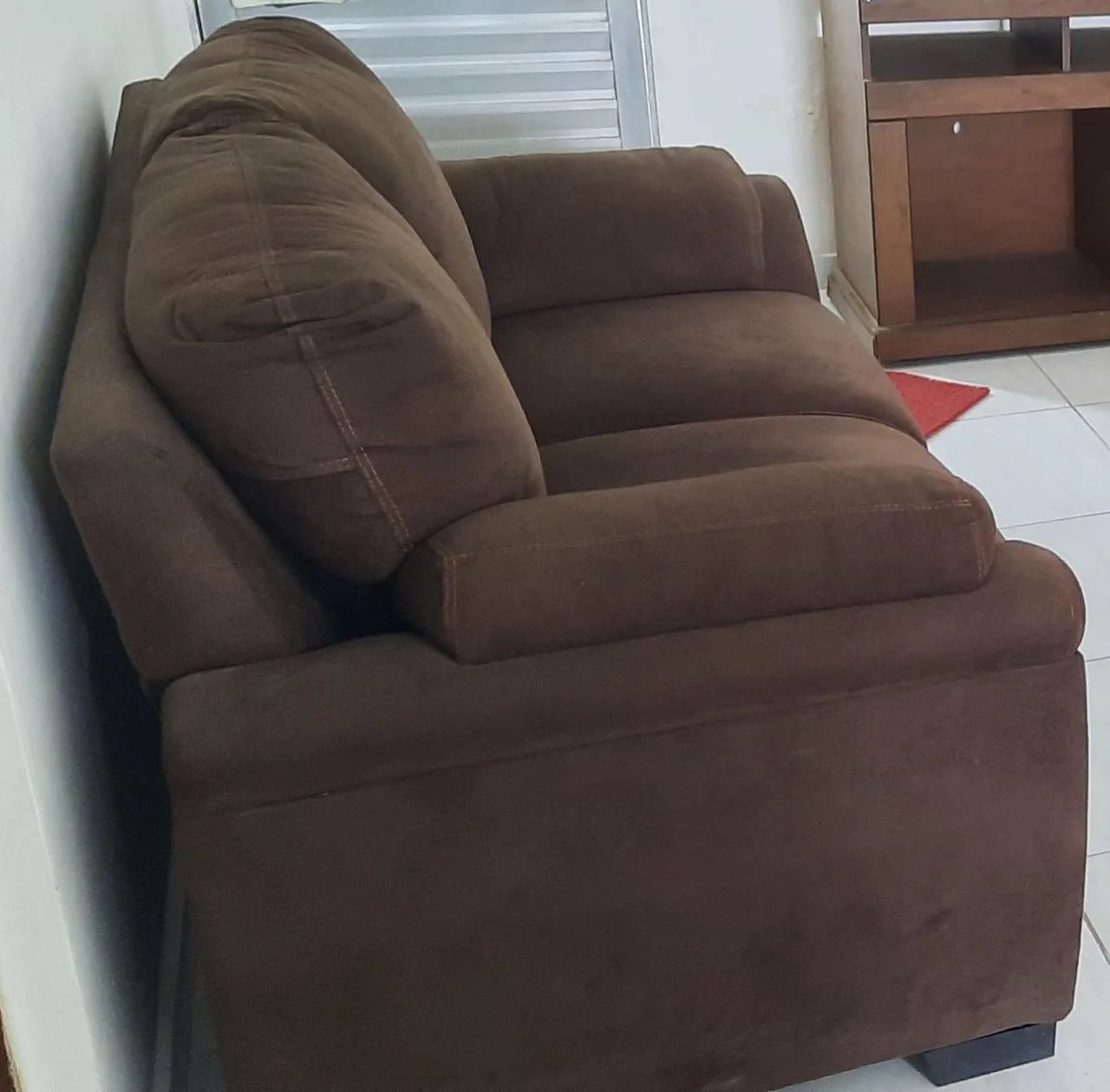Sofá 2 lugares marrom - macio e conservado - retirada em Candeias65704315469057121