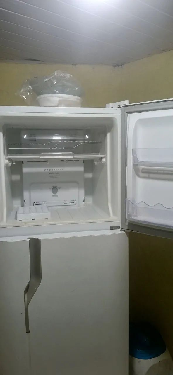 Geladeira eletrolux - Foto 2
