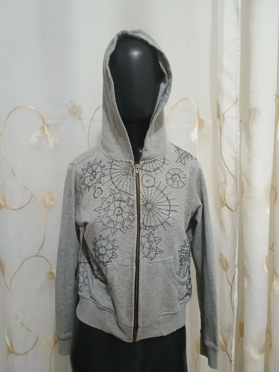 Blusa de frio de malha bordada - Foto 5