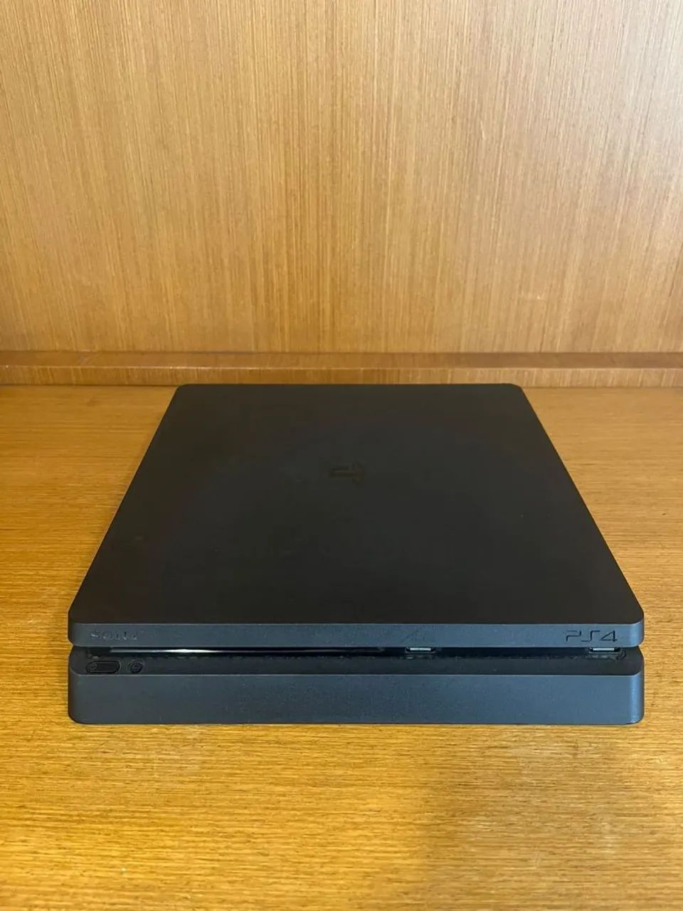 Playstation 4 1TB com 1 controle e jogos.  - Foto 2