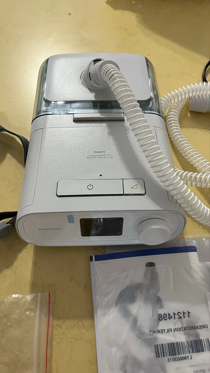 CPAP Philips Respironics com umidificador kit COMPLETO ( usado poucas vezes, esta novo )