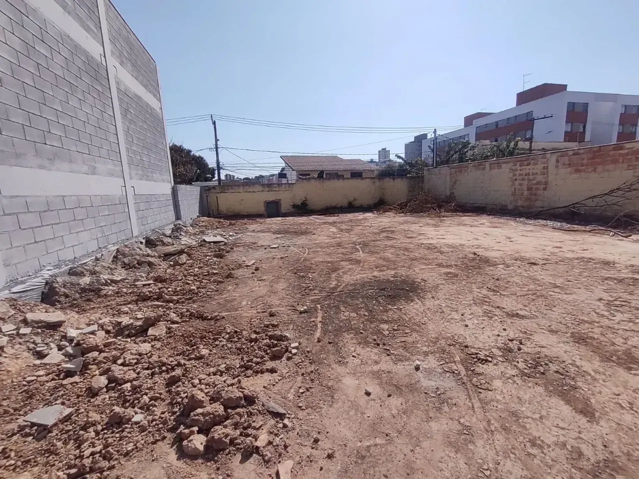 Lote à venda no bairro Padre Eustáquio - Foto 5