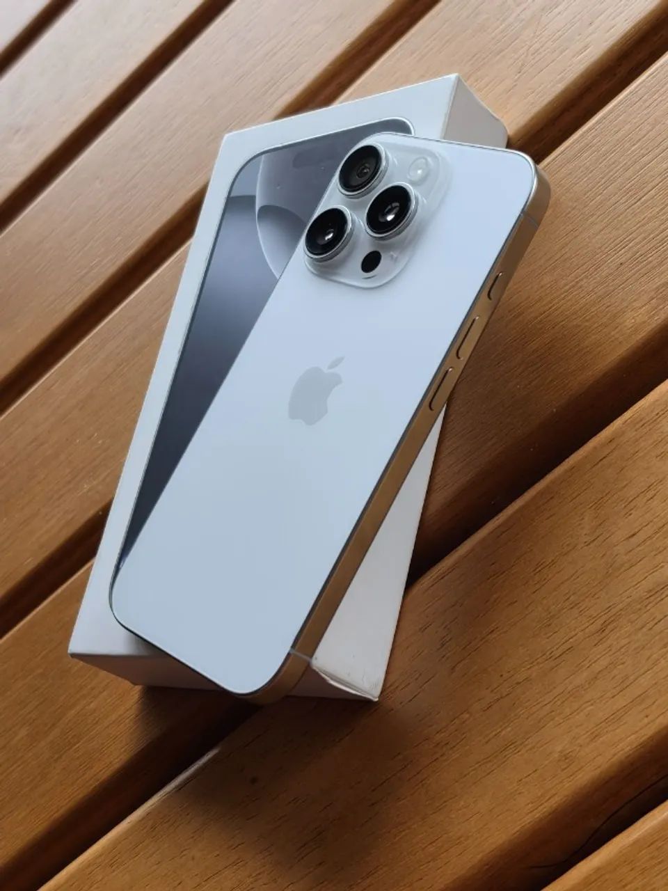 iPhone 16 Pro 128GB White Titanium - Completo na Caixa - Foto 2