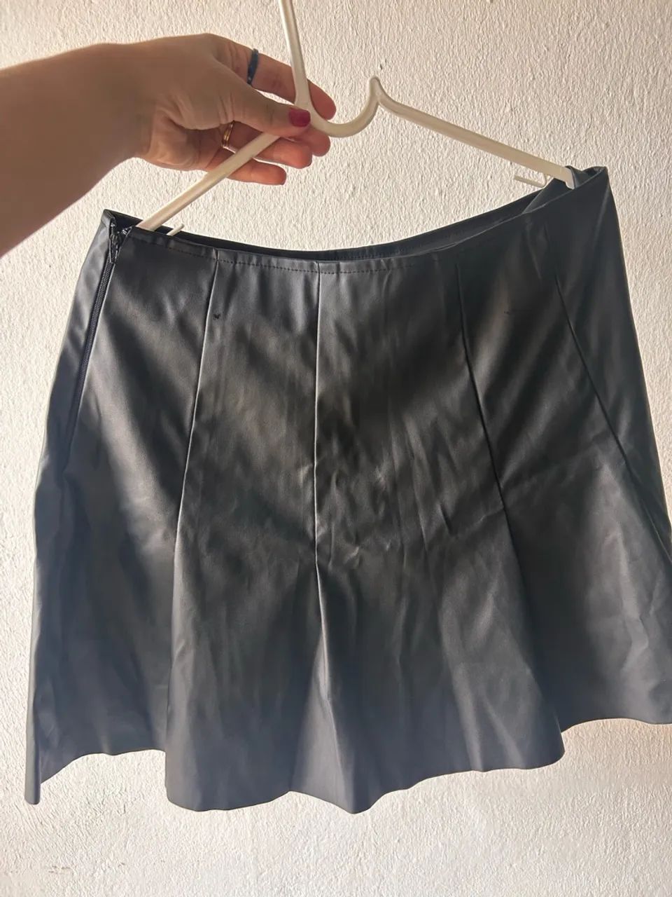 Saia couro sintético 