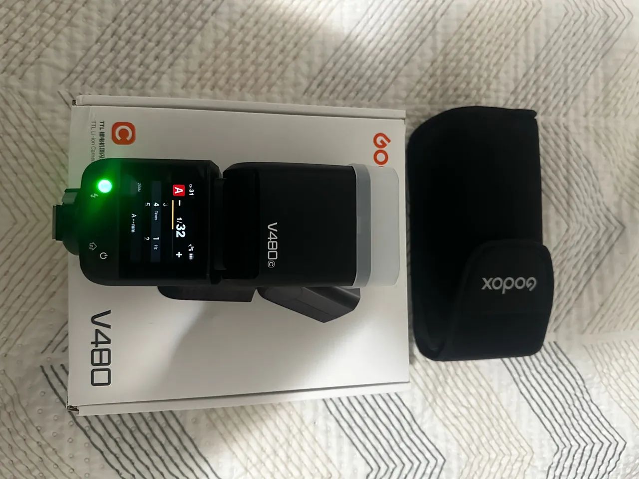 Flash Godox V480