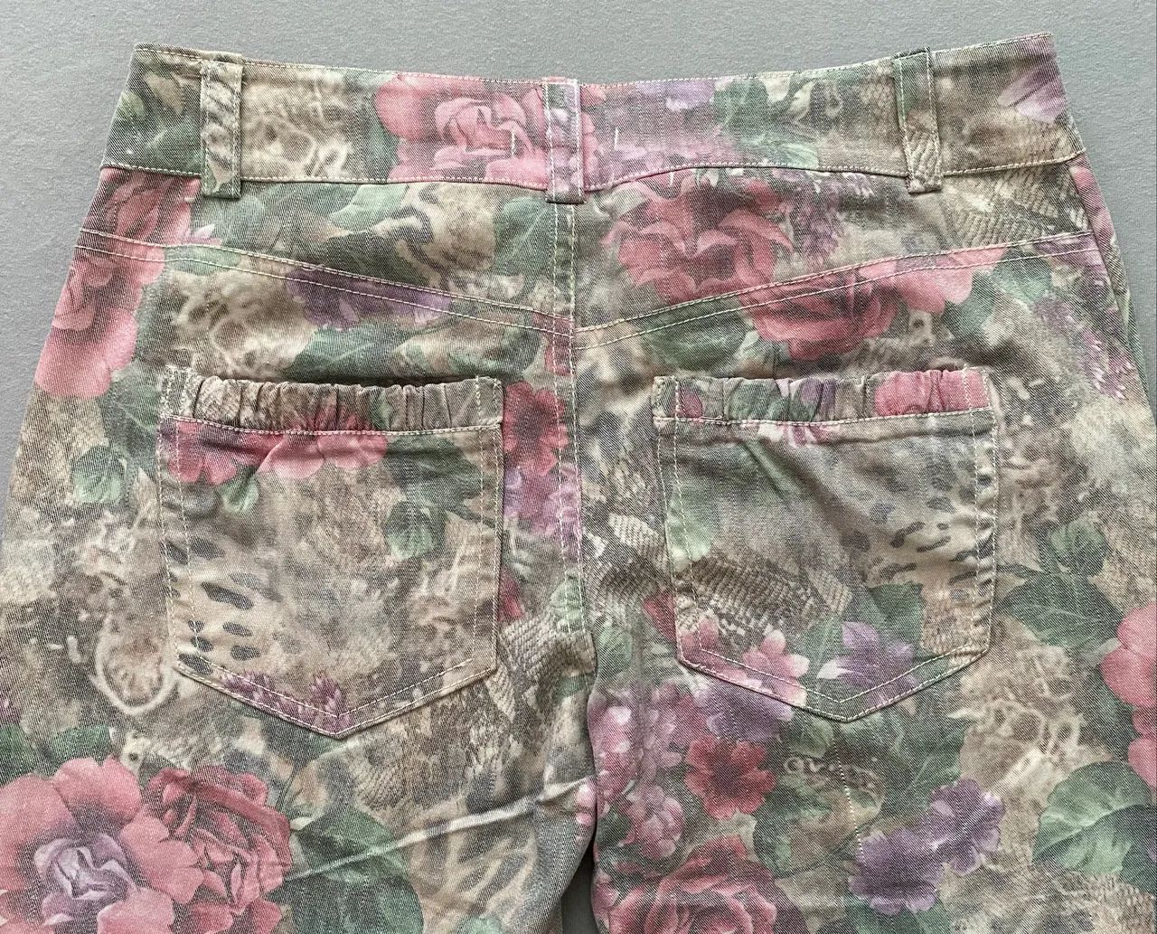 Calça Flare Hayfa Floral - M - Foto 5