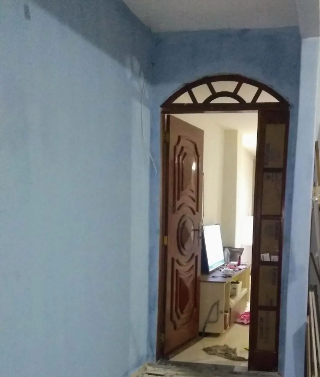 vendo ou troco casa sobrado com ponto comercial. - Foto 2