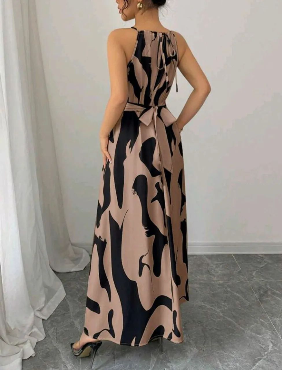 Vestidos novos Tam P - Foto 2