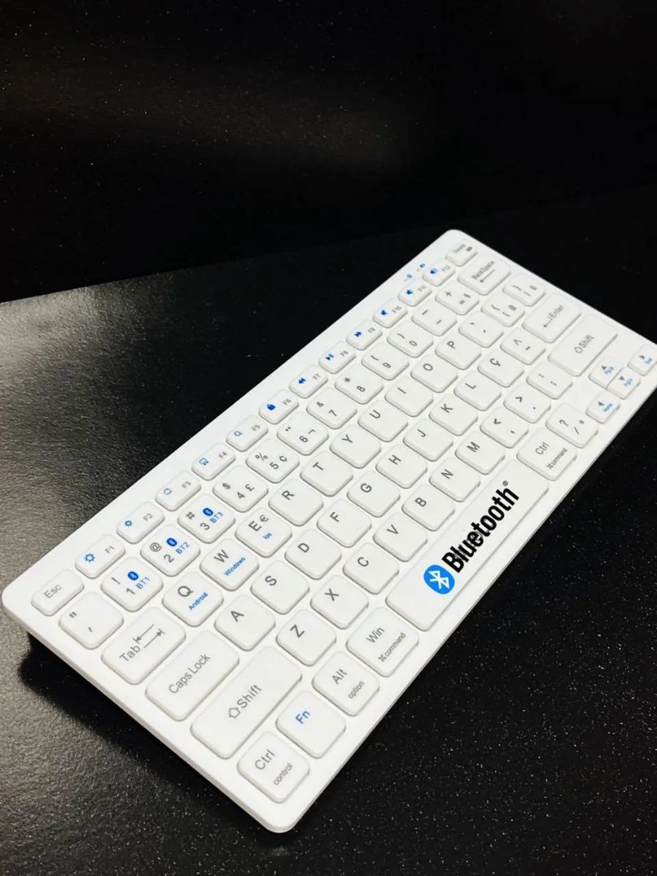 Teclado sem fio Bluetooth 