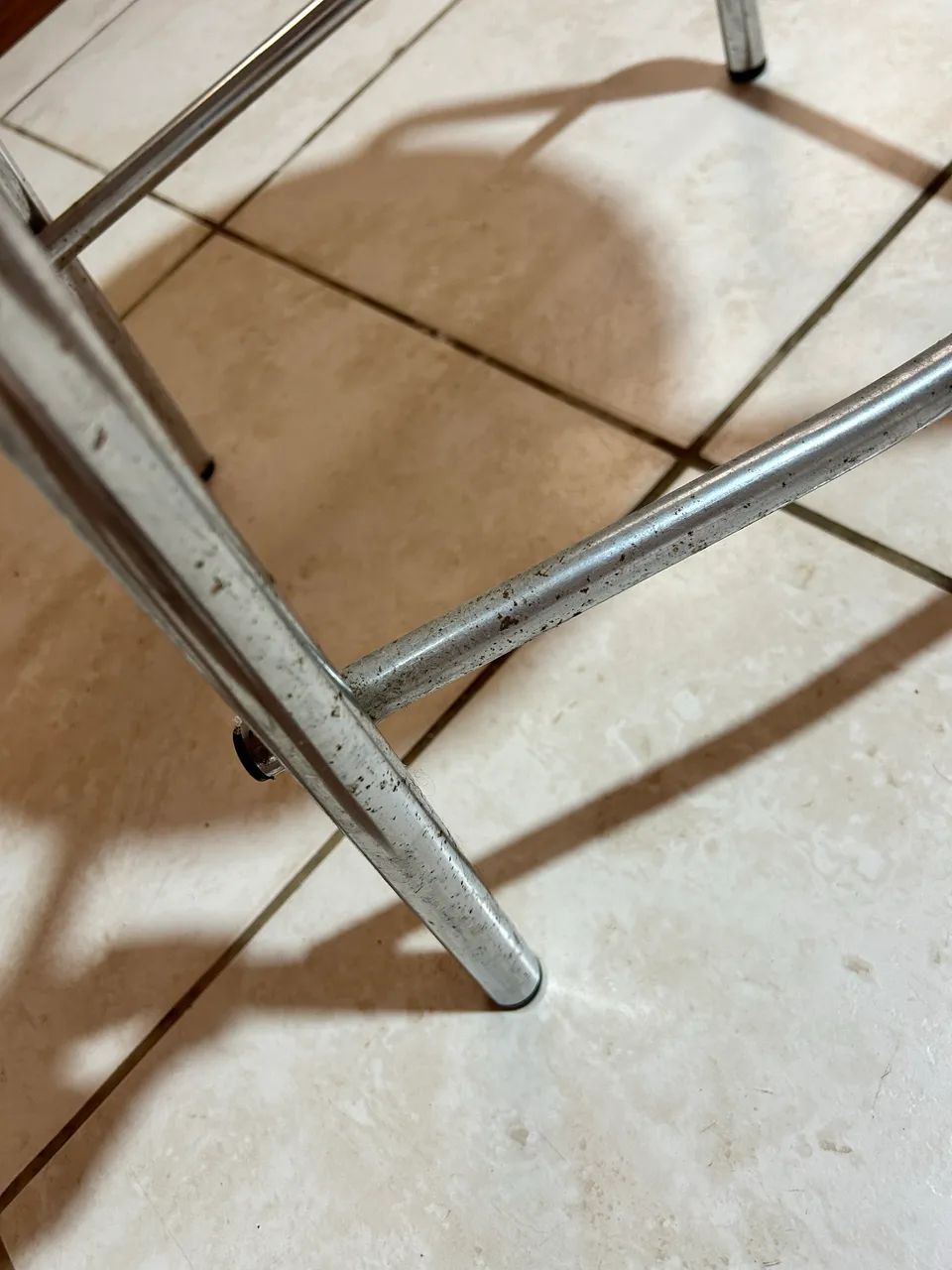 Duas banquetas  - Foto 3