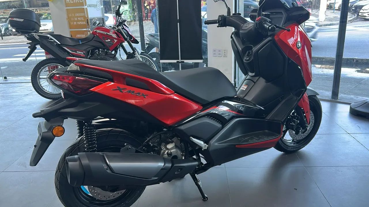 Yamaha Xmax 250 e Xmax 300 - Foto 3