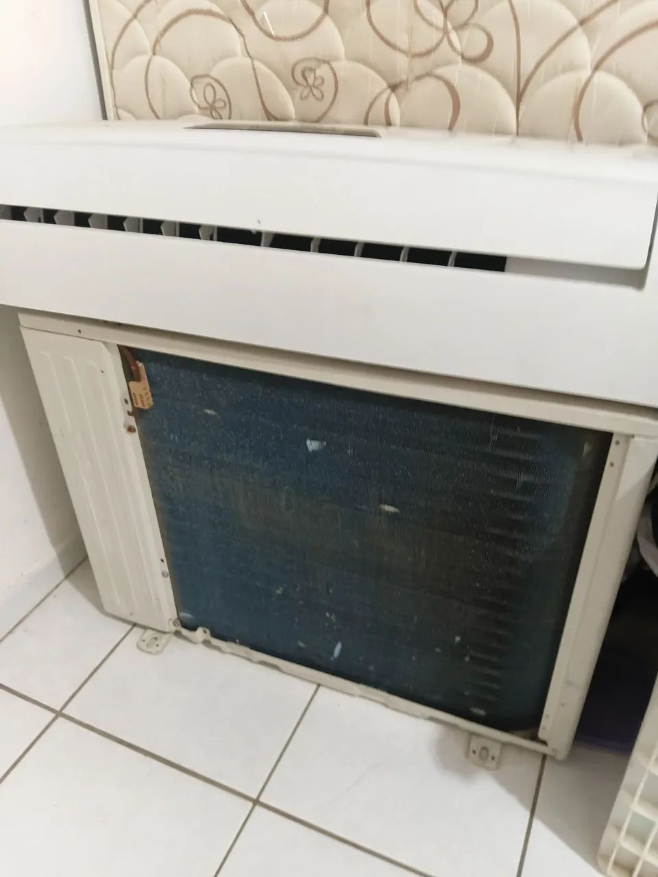 Vendo Ar-Condicionado 9.000 BTUs  - Foto 2