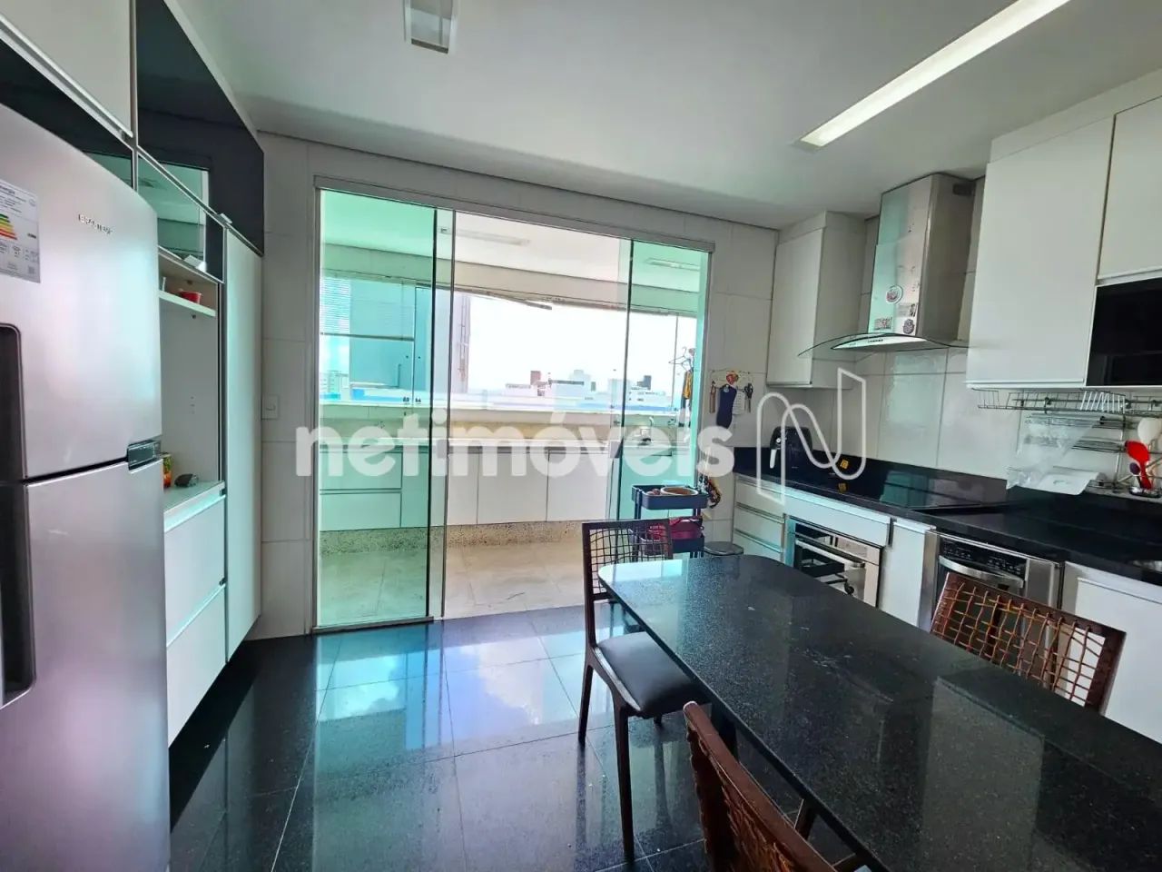 Apartamento amplo muito bem planejado - Foto 3