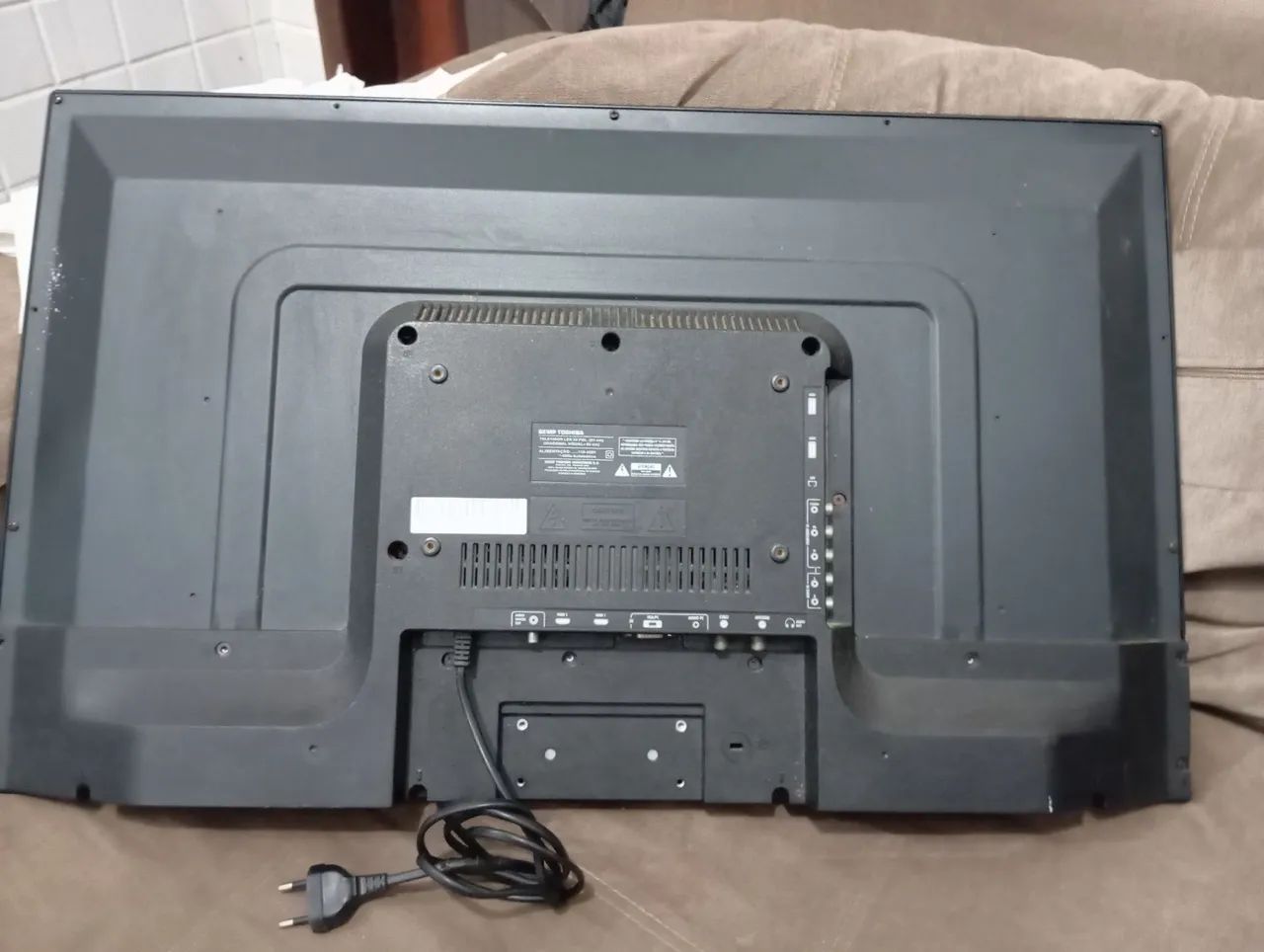 Tv 32 retirar peça - TVs - Iririú, Joinville 1498276749 | OLX