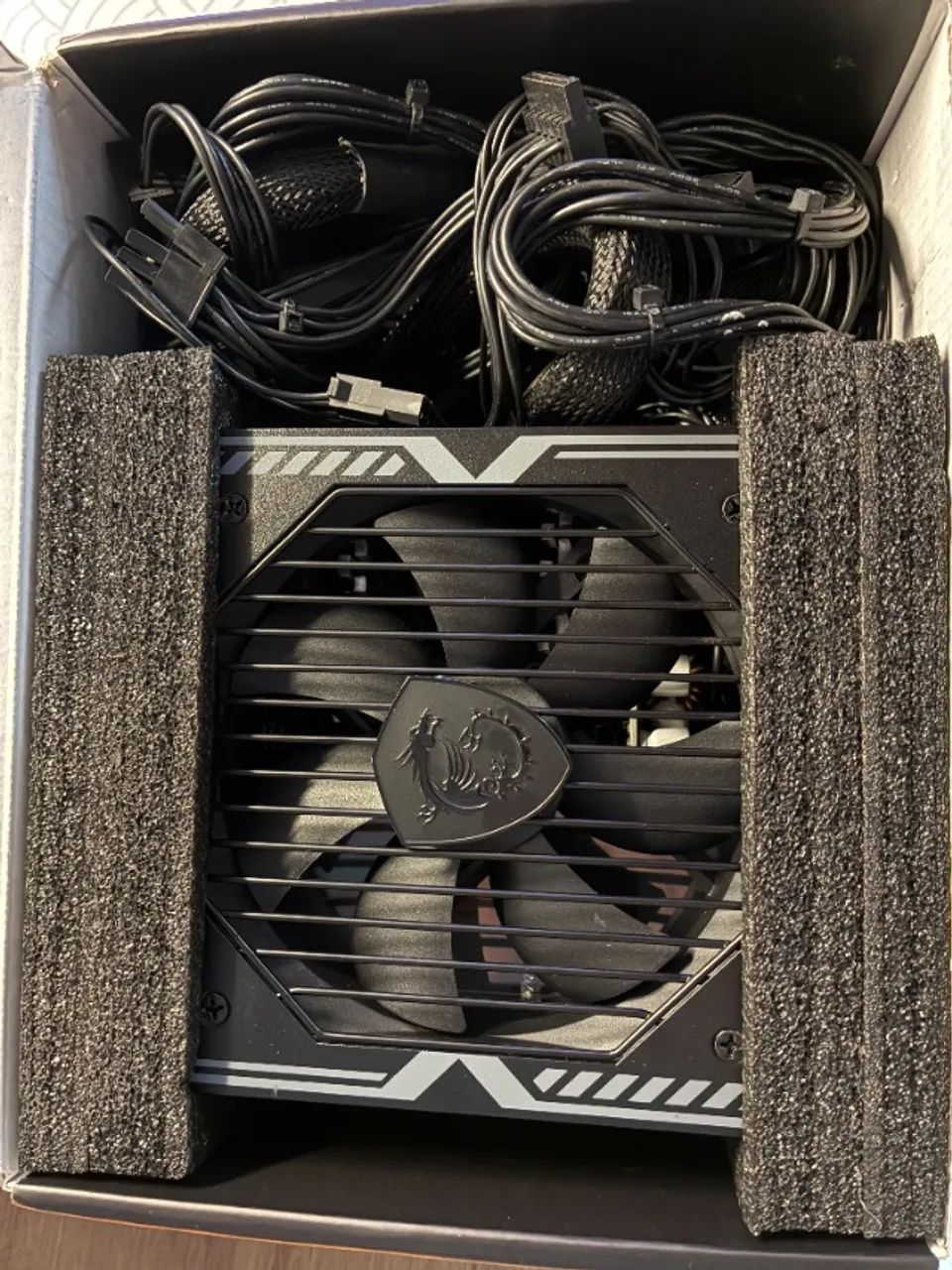 fonte PC MSI MAG 650W, 80 Plus Bronze - Foto 2