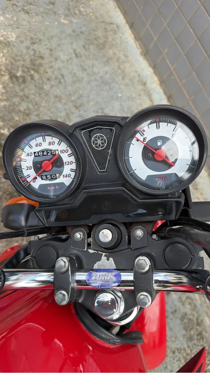 Yamaha YBR 125 Factor k  - Foto 4