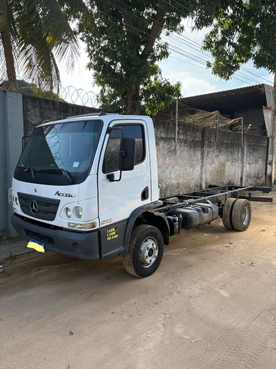 Accelo 815 - Foto 2