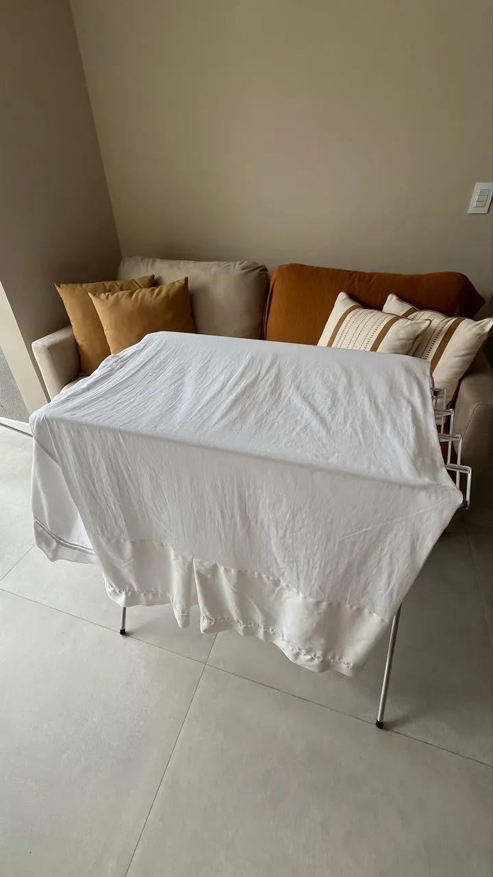 Saia para base de cama box de casal, cor branca
