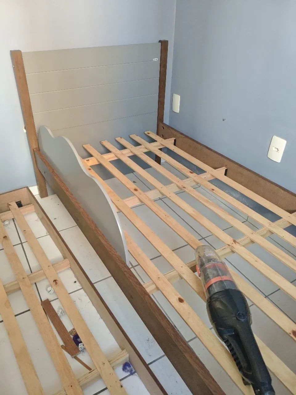 Cama de solteiro com auxiliar e colchão  - Foto 5