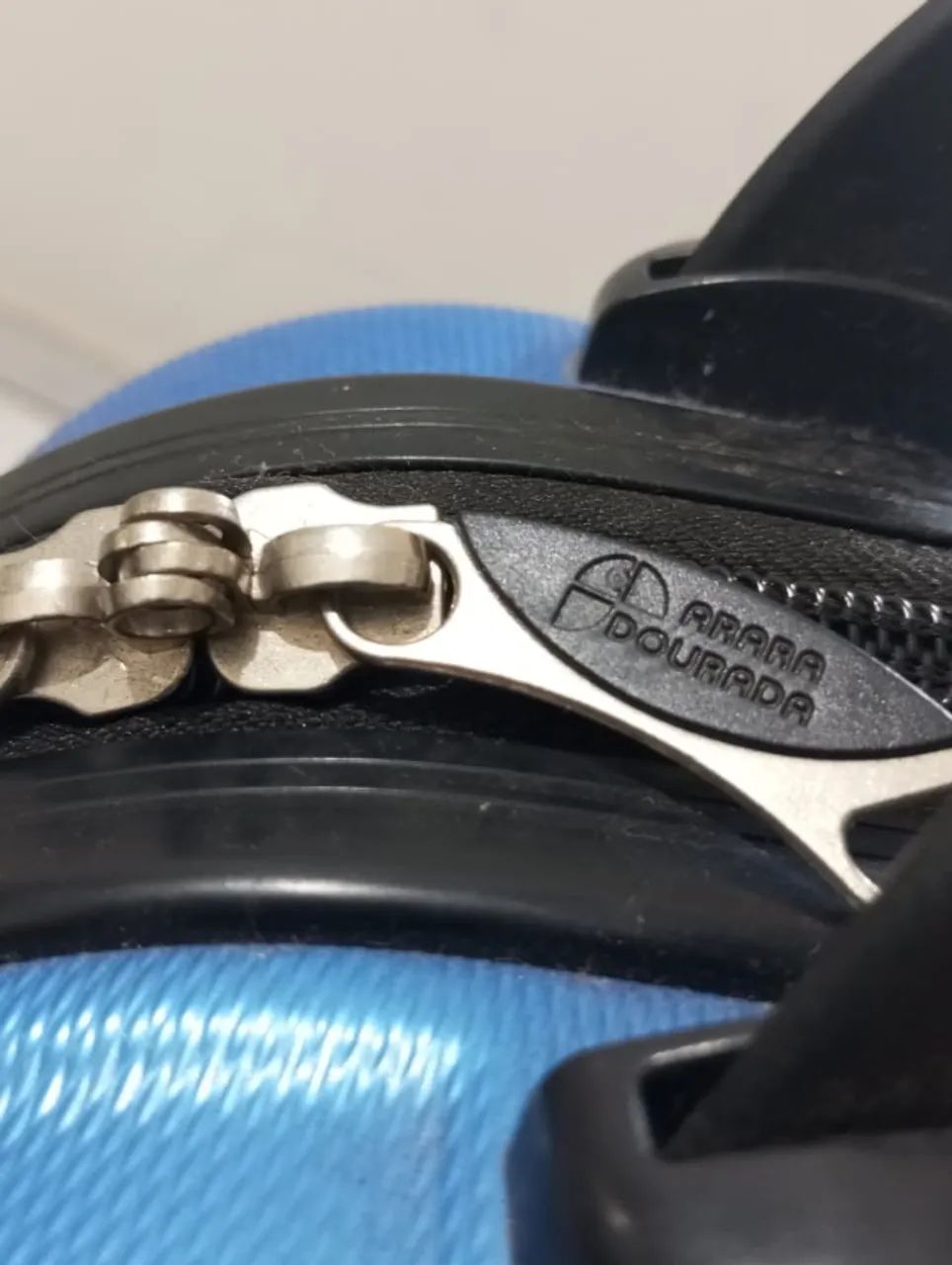 Frasqueira bagagem de mão em ABS Arara Dourada - Foto 4
