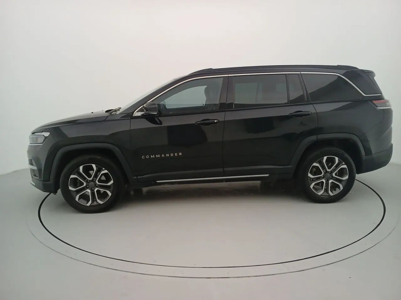 Jeep Commander Limited T270 1.3 TB Flex Aut., foto 2 de 18