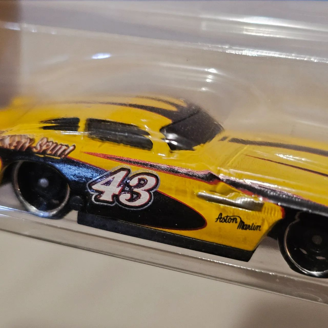 Hot Wheels Aston Martin DB4GT High-Speed Edition - Foto 5
