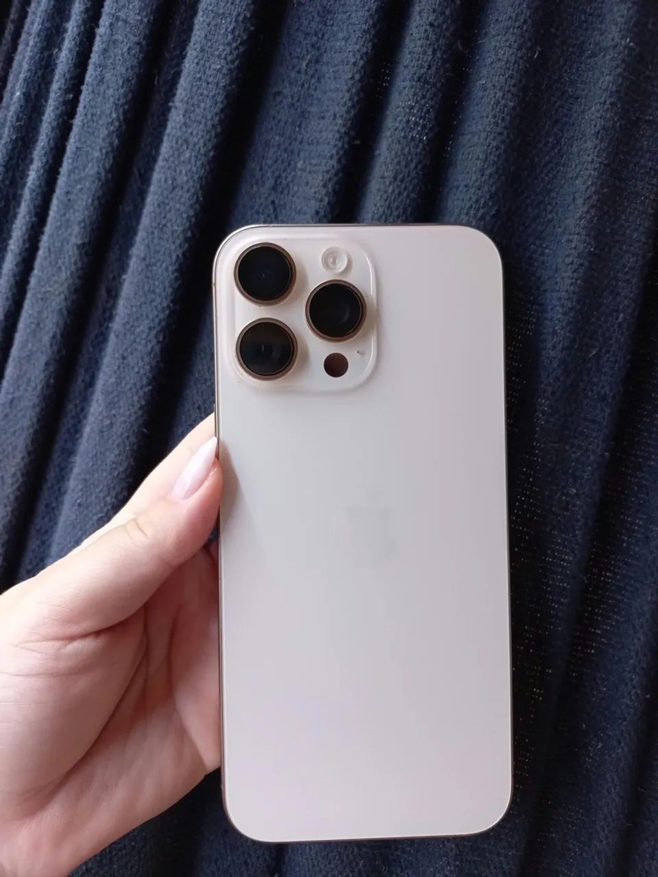 iPhone 16 Pro Max - Foto 2