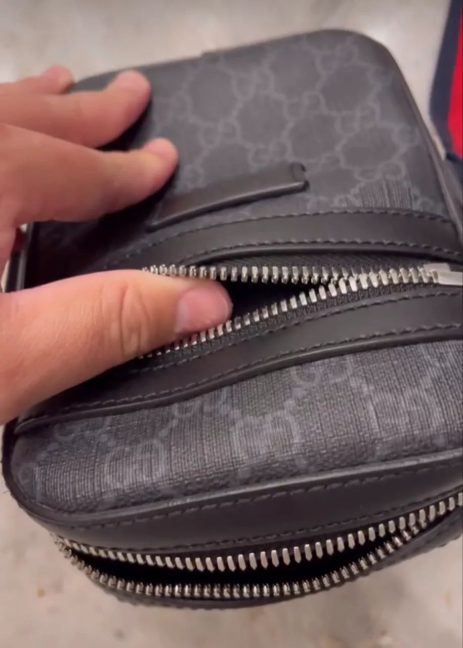Bolsa Gucci GG supreme mini - Foto 2