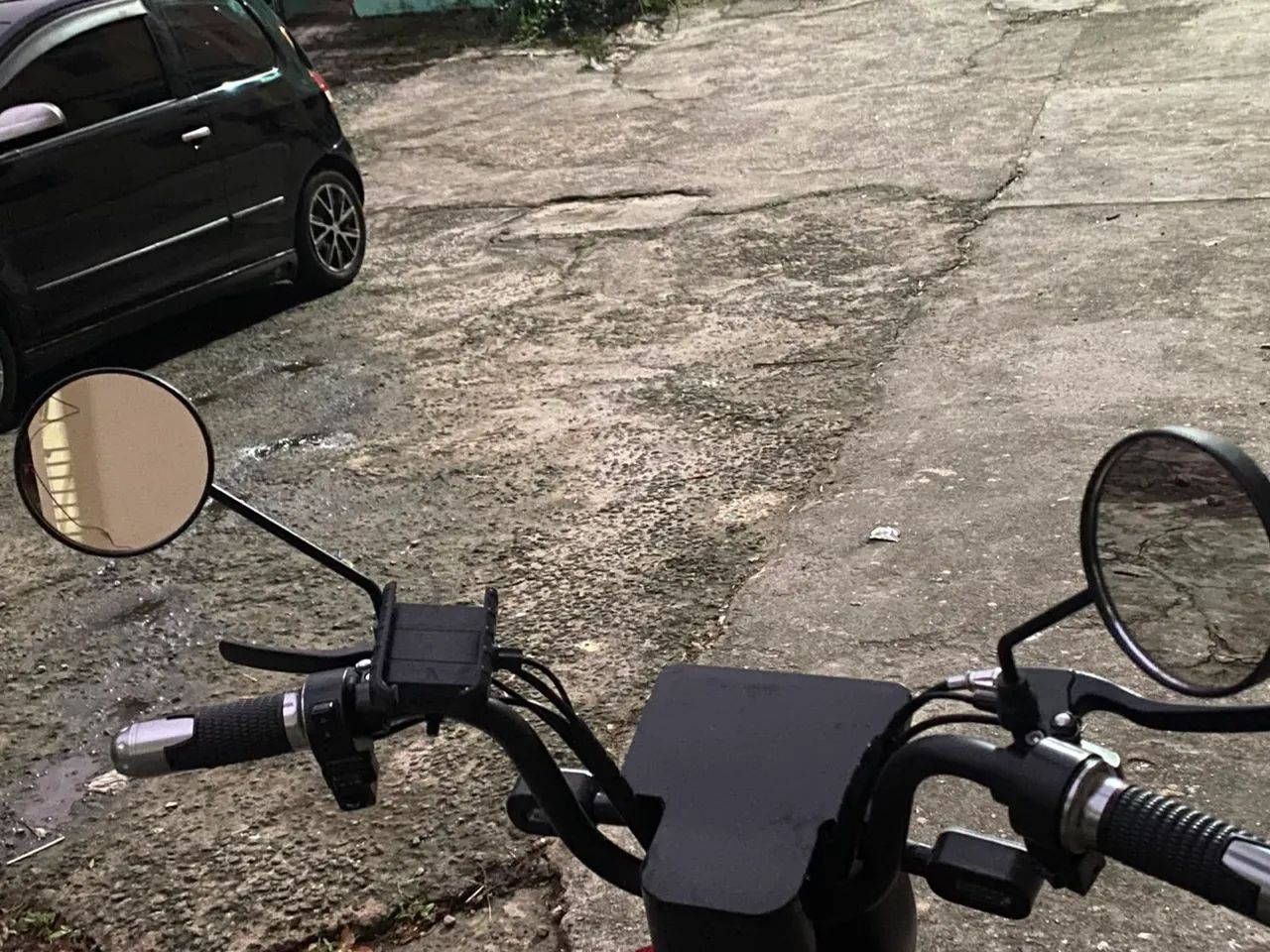 Scooter Elétrica (ESTADO DE NOVA)