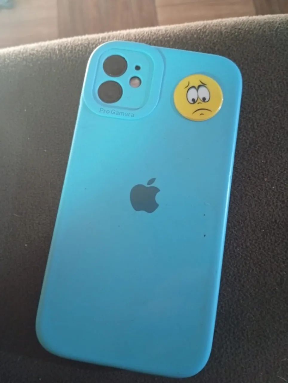 iPhone11本体　水色 IPhone 11 128gb +3 capinhas + carregador original - Celulares e