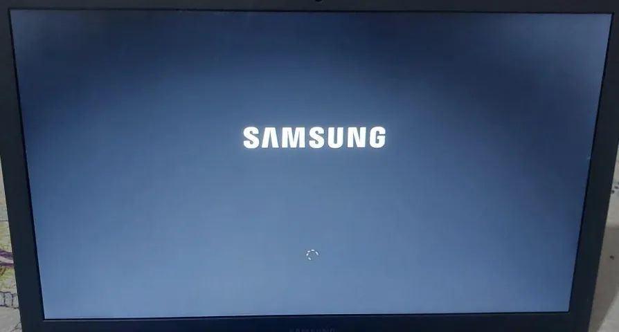 Notebook Samsung Essentials E20 Celeron 4GB RAM HD 500GB - Foto 3