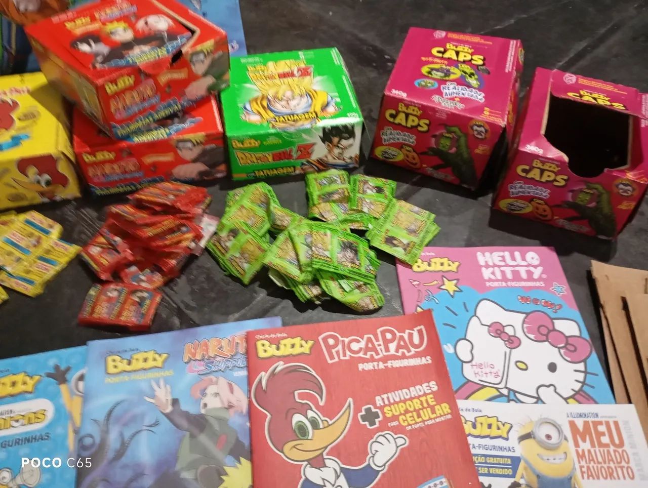 Figurinhas embalagens e caixas do chiclete Buzzy - Foto 4