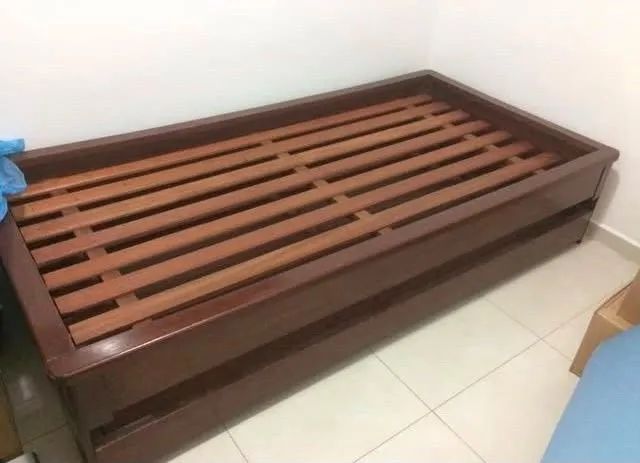 Cama mogno 
