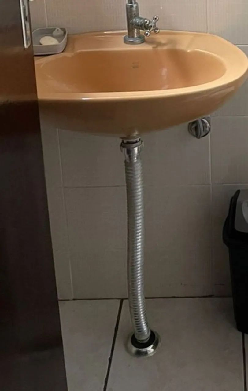 Louça banheiro usada, ótimo estado65153841874305121