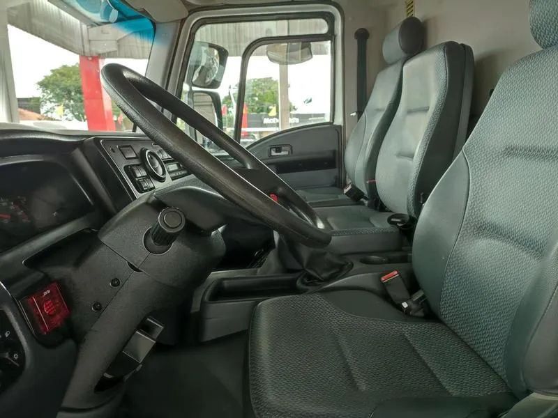 FORD CARGO 1719 2013 - Foto 10