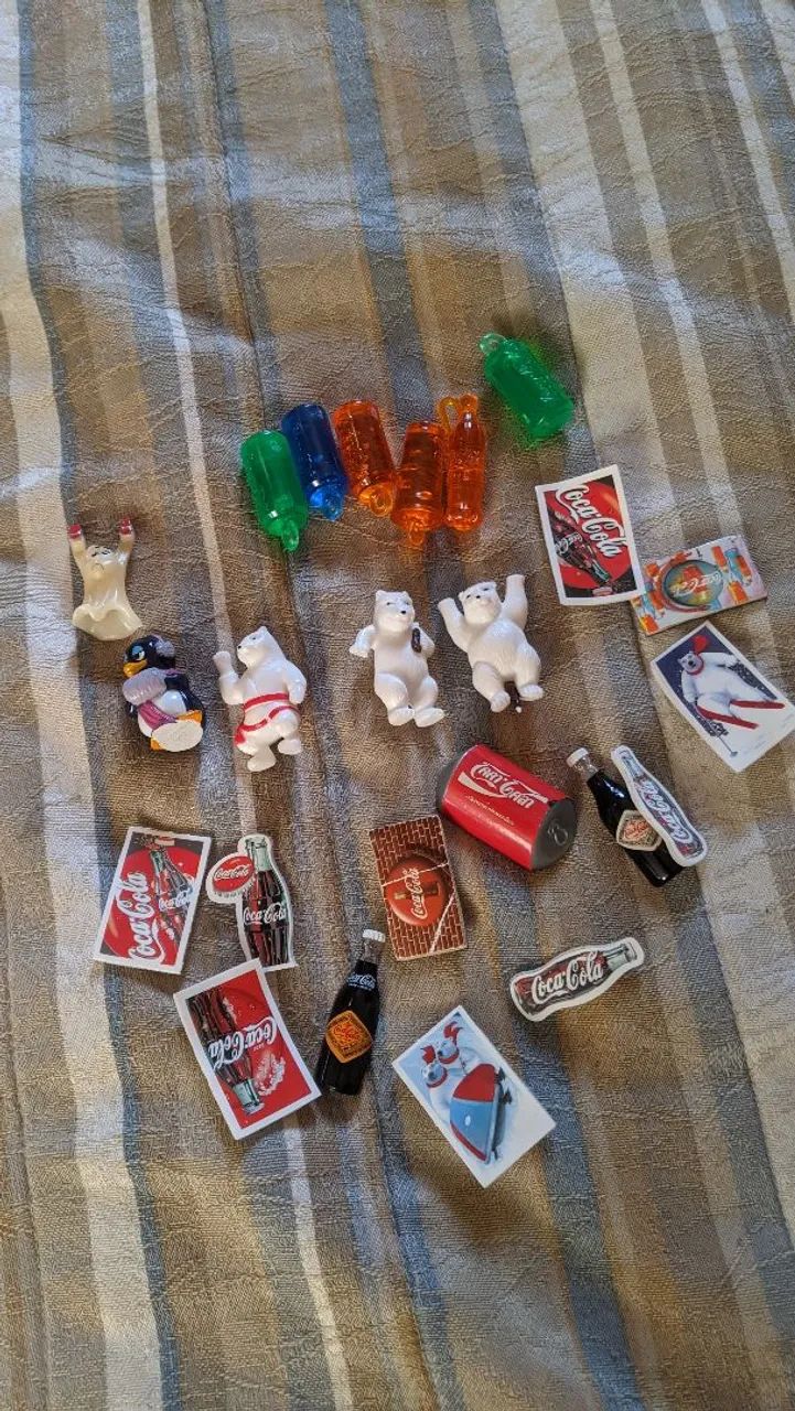 Lote de coleção kinder ovo + coca cola - Foto 5
