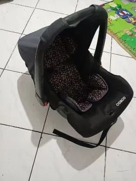 Vende-se bebe conforto 