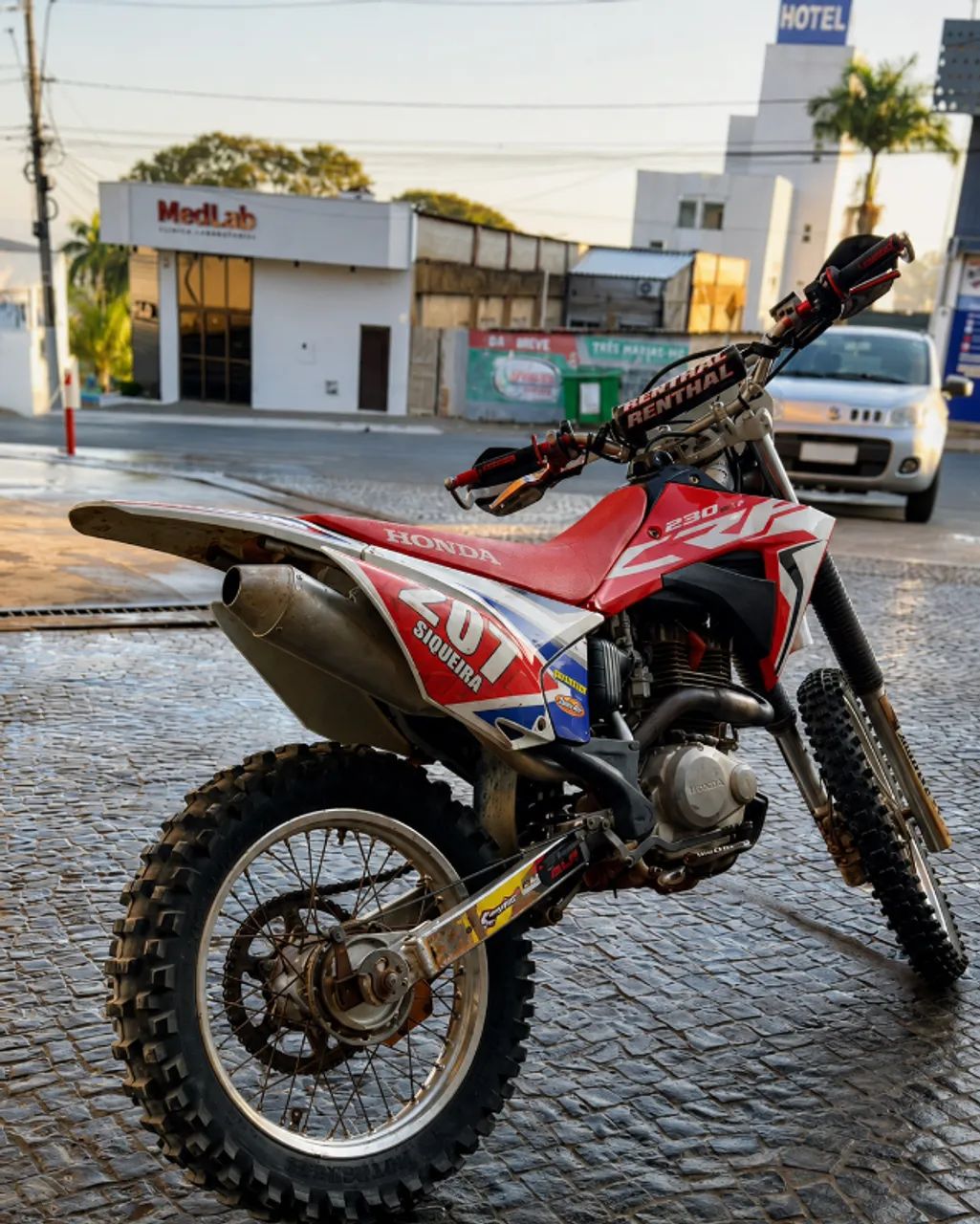 CRF 230F - 2013  - Foto 2