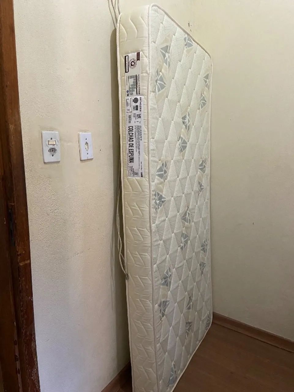 Vende-se colchão novo 