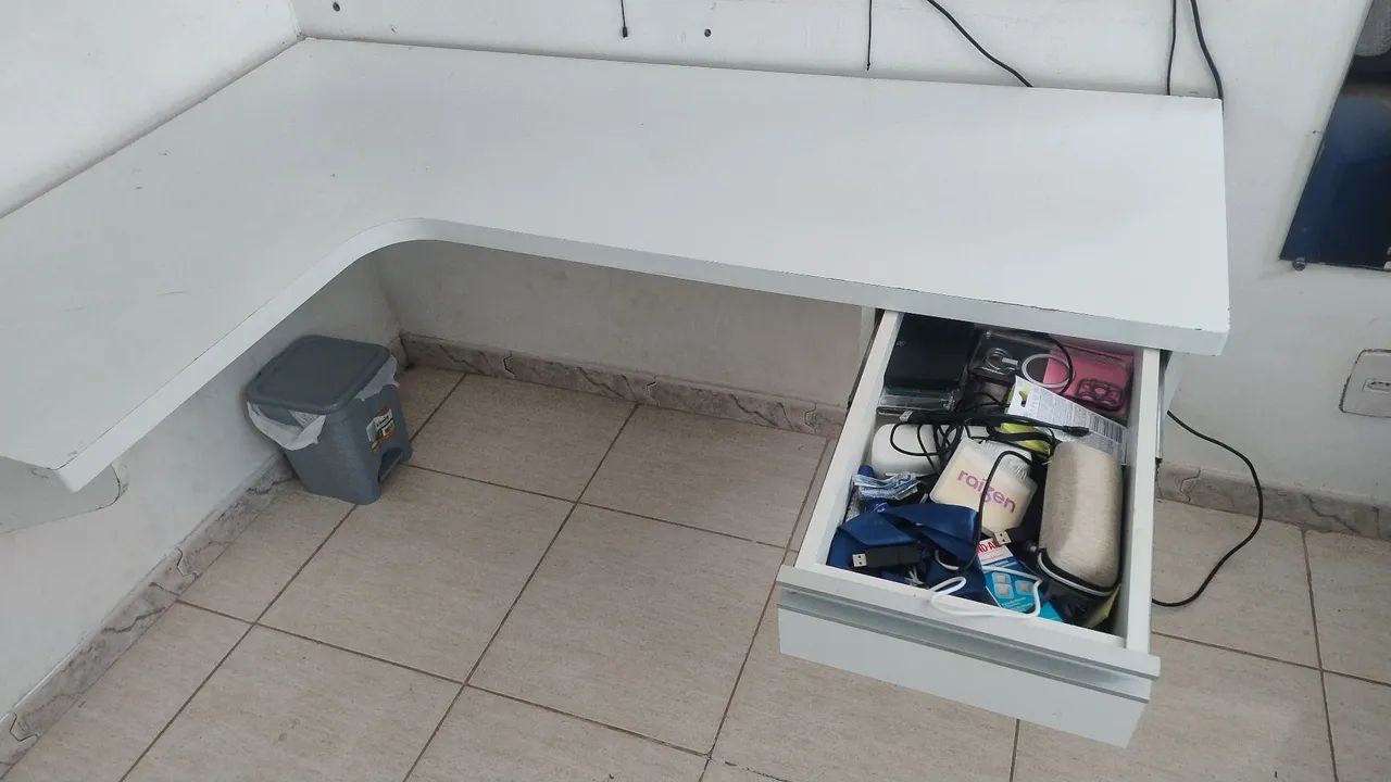 Mesa de canto sem pernas branca  - Foto 2