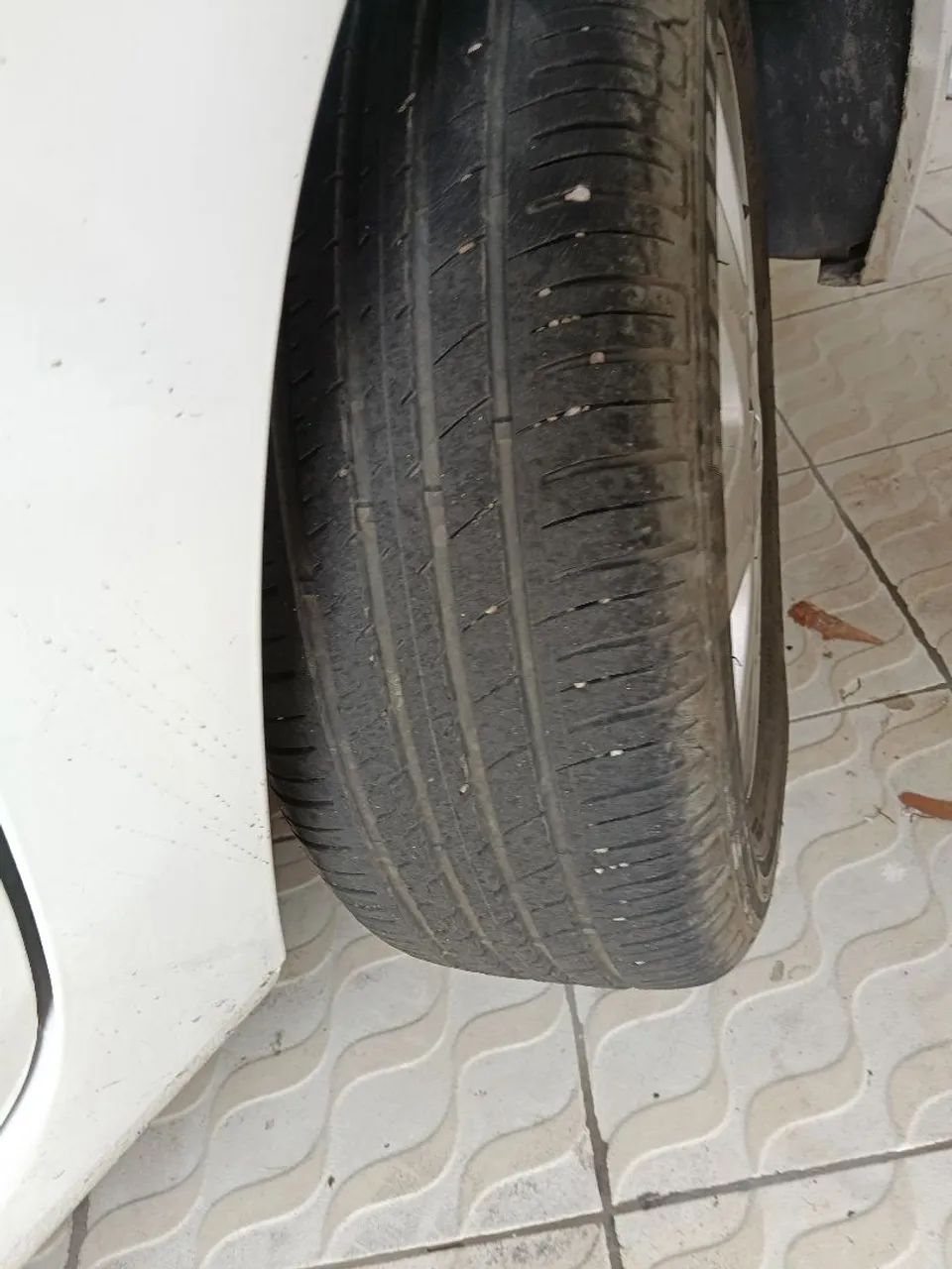 Vendo ou troco Jogo de rodas aro 15 com pneus top - Foto 3