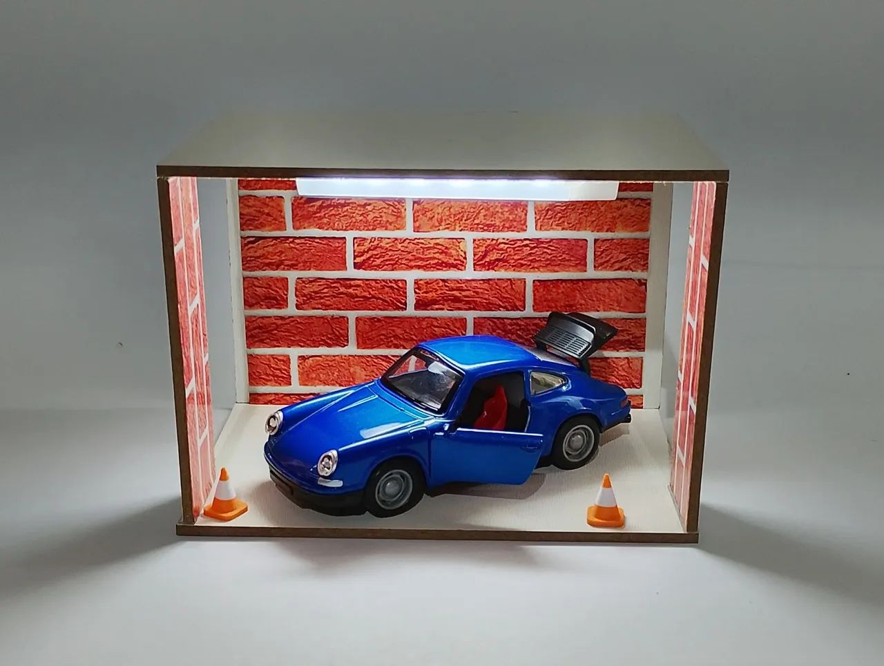 Expositor de Miniaturas de Carrinhos de Metal com LED e Sensor  - Foto 2