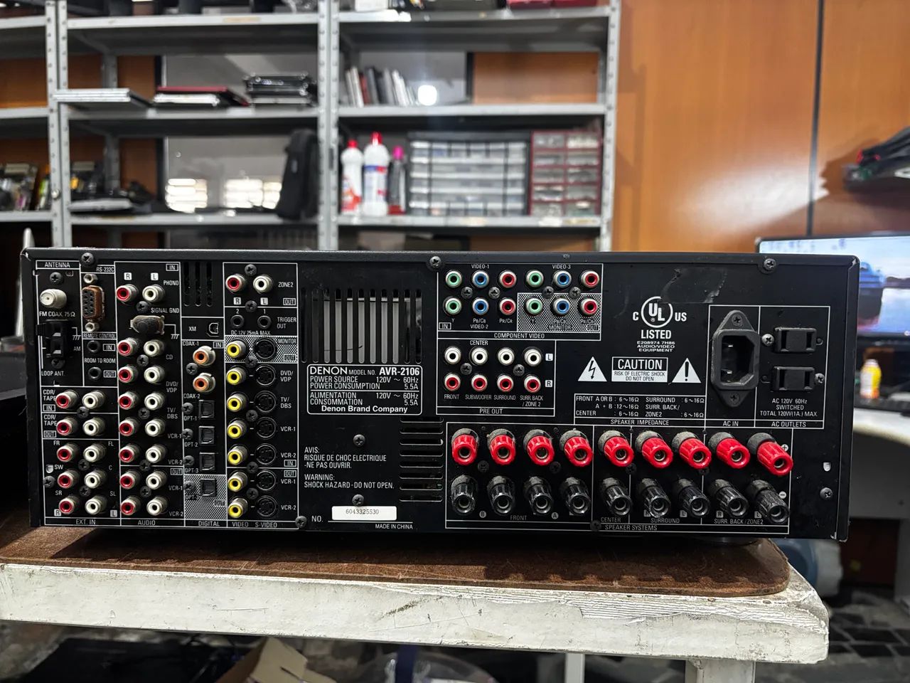 Receiver Denon AVR-2106 com Phono e controle remoto. - Foto 5