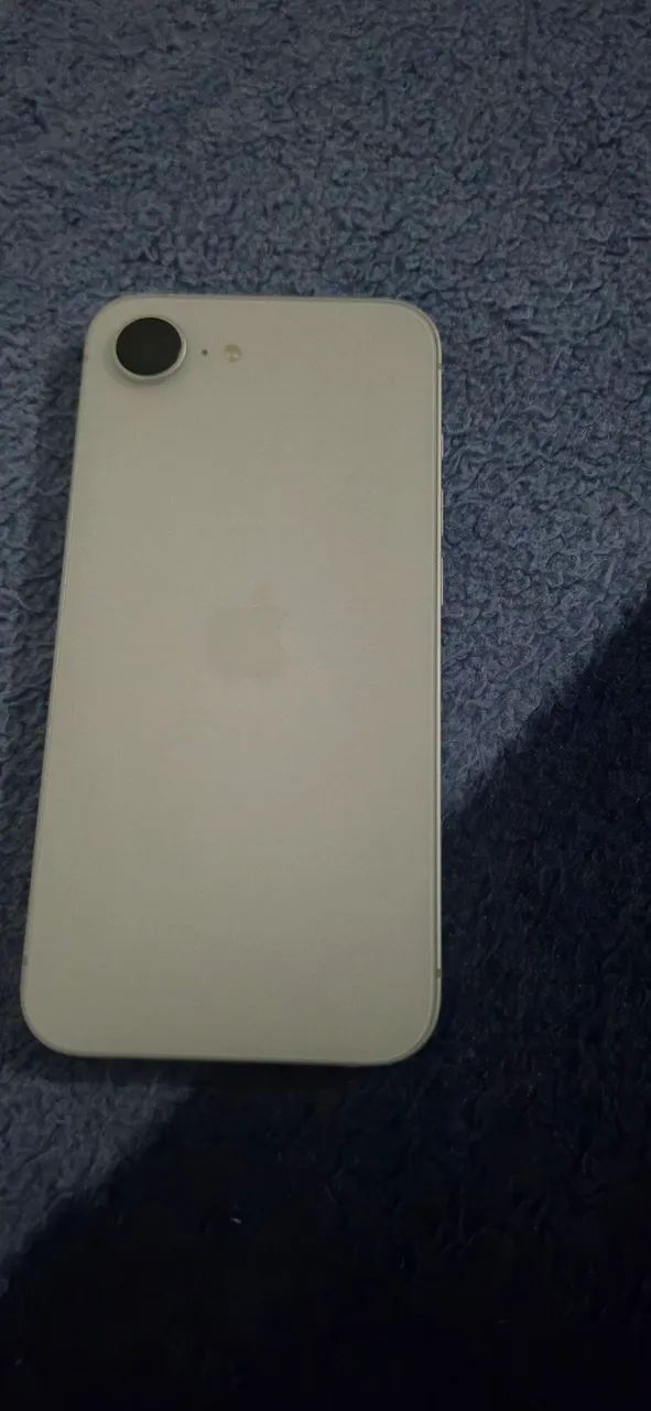 Iphone 16e 128GB (Conservado) + Garantia  - Foto 2