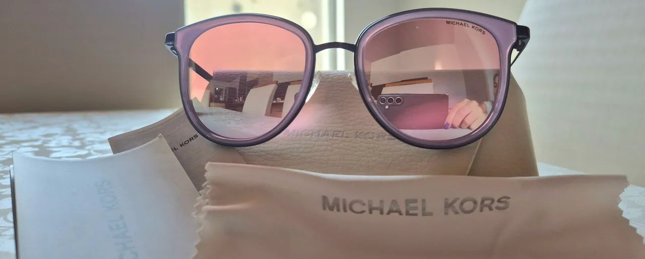Óculos de sol Michael Kors