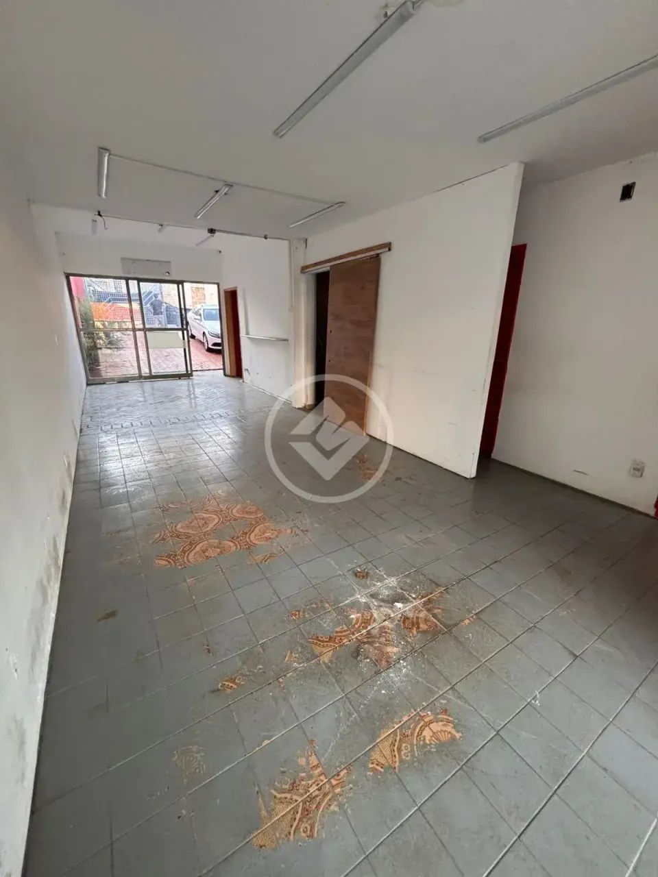CASA EM EXCELENTE PONTO COMERCIAL PODE SER PARA MORADIA codigo: 352793 - Foto 5