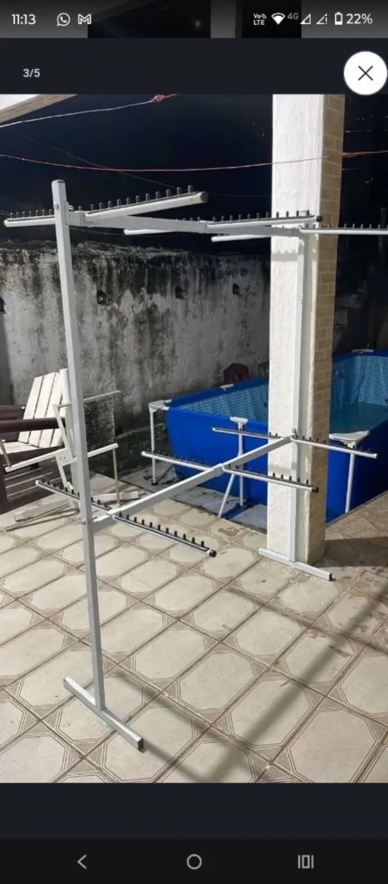Arara de meio de loja